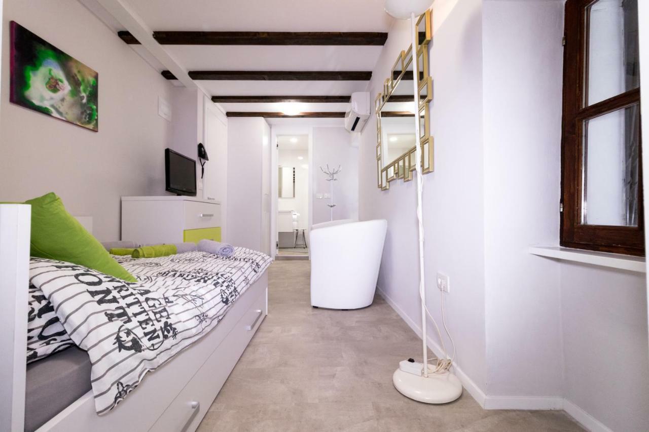 Apartments Bella Tara Пиран Экстерьер фото