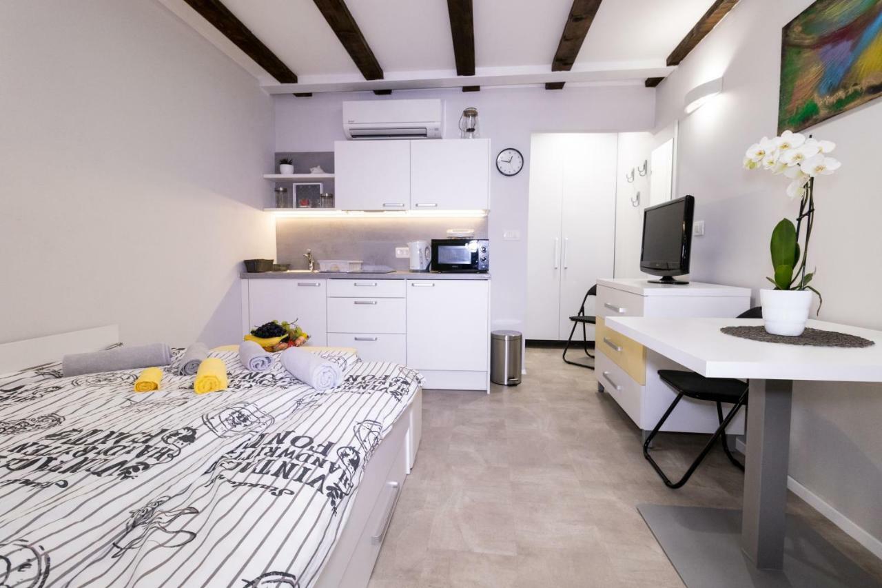 Apartments Bella Tara Пиран Экстерьер фото